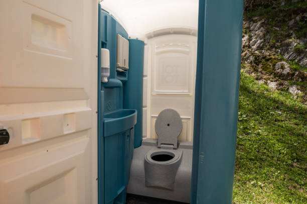 Best Porta potty rental near me  in Mayodan, NC